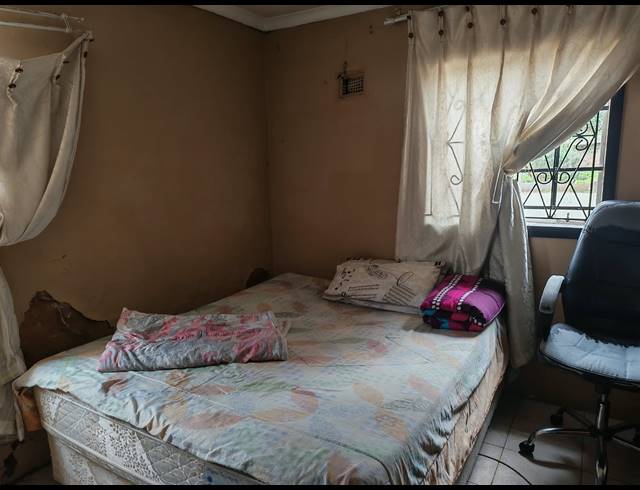 3 BEDROOM HOUSE FOR SALE IN TRENANCE PARK